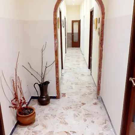 Le Porte Dell'etna Bed and breakfast